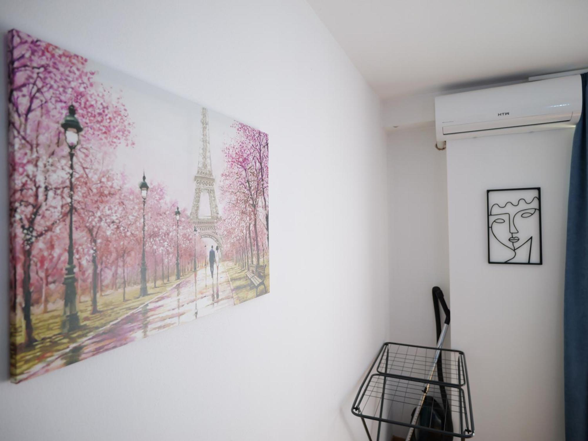 Fisi Apartment *