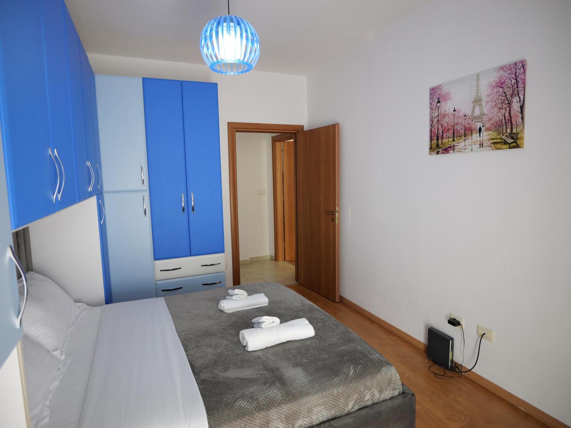 Fisi Apartment