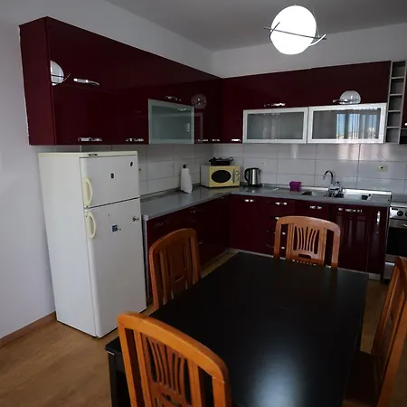 Fisi Apartament Shkoder Exterior photo